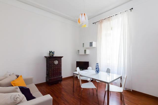 Casa Vacanza Colosseo Apartment *