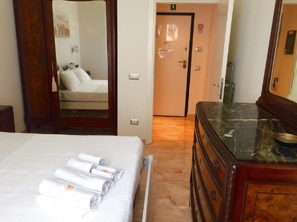 Casa Vacanza Colosseo Apartment *